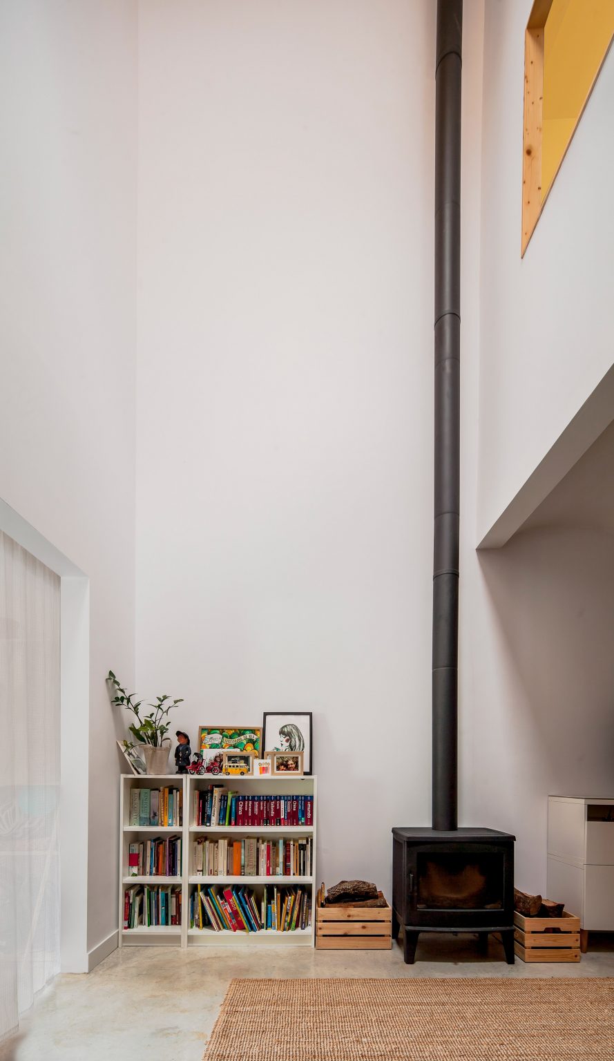 Spanish house by SAU Taller de Arquitectura
