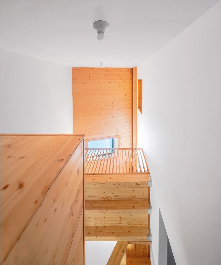 Spanish house by SAU Taller de Arquitectura