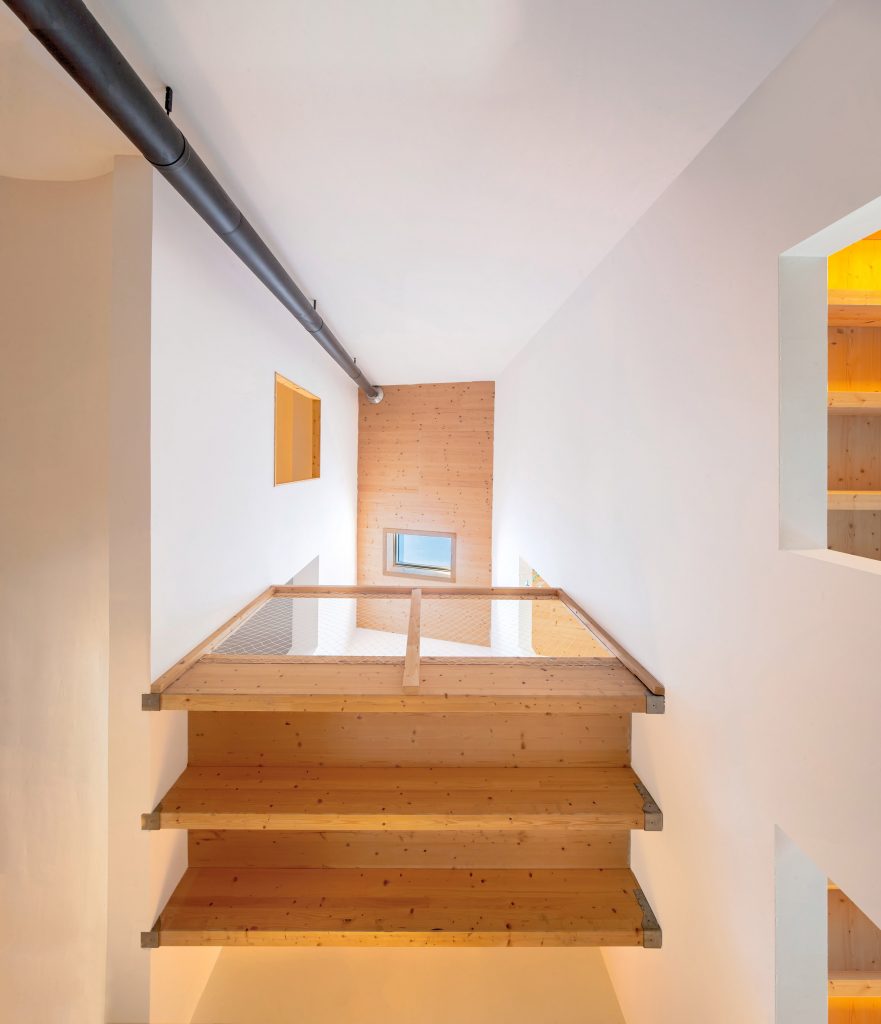 Spanish house by SAU Taller de Arquitectura