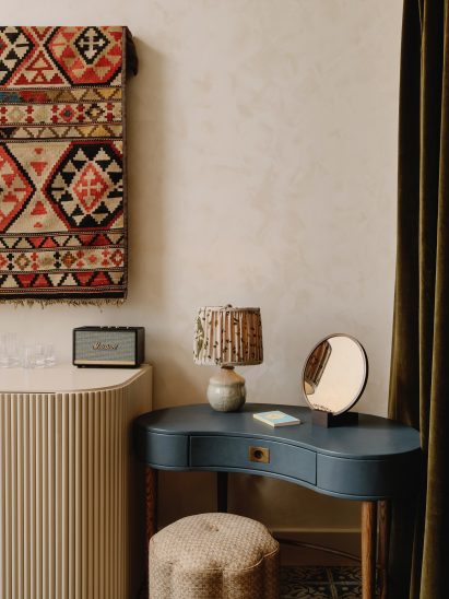 Bedroom detail