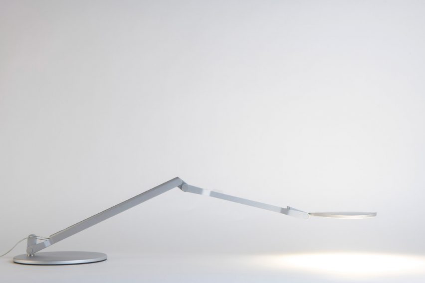 Splitty Reach light by Kenneth Ng and Edmund Ng for Koncept stretched out nearly flat