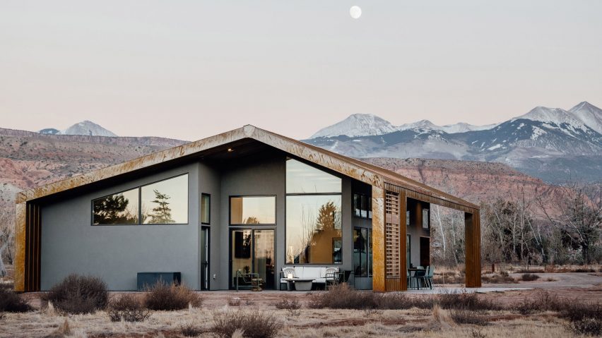 Sunny Acres Residence Studio Upwall Architects
