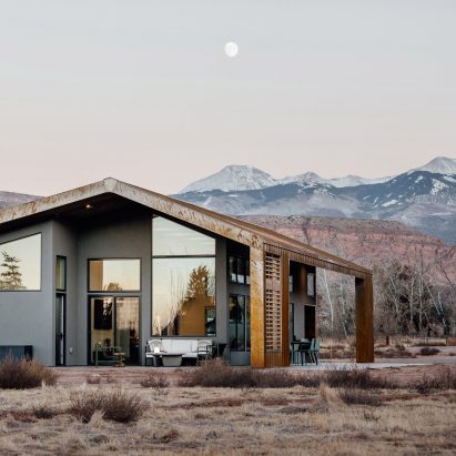 Sunny Acres Residence Studio Upwall Architects