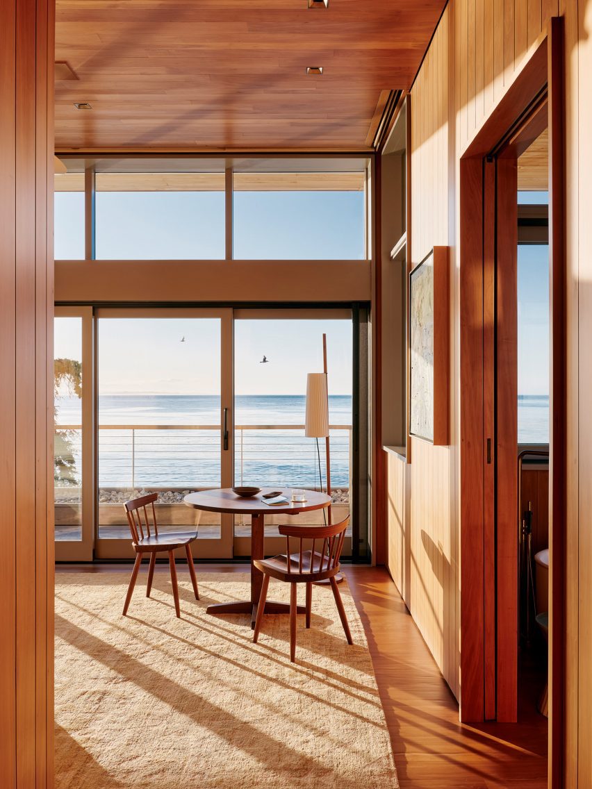 Surf House by Feldman Architecture