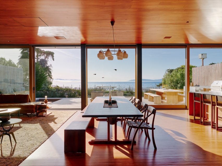 Surf House by Feldman Architecture