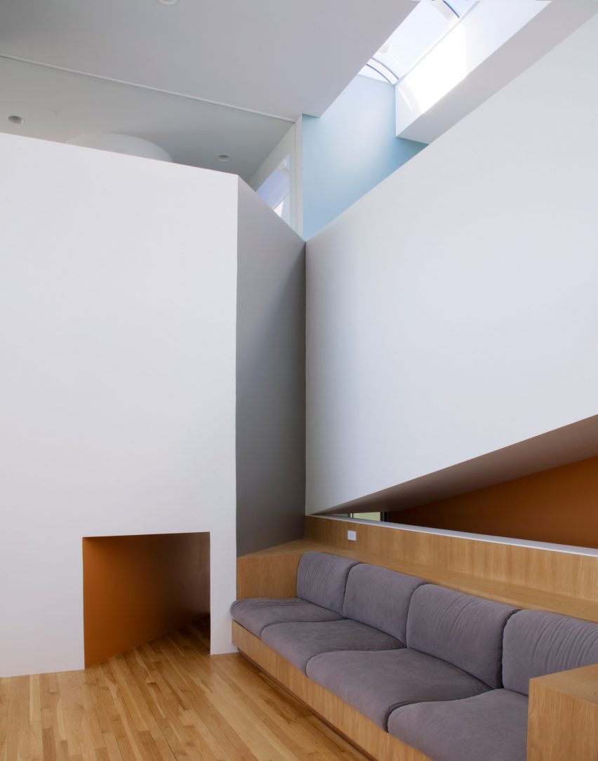 The House in the Dunes by Worrell Yeung