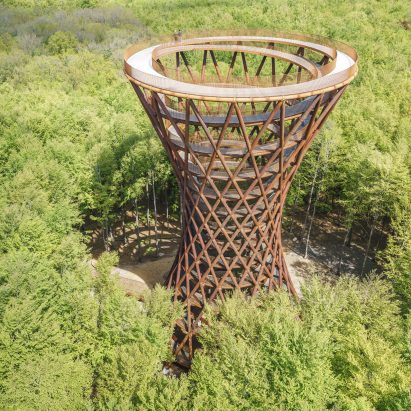 Forest Tower by EFFEKT