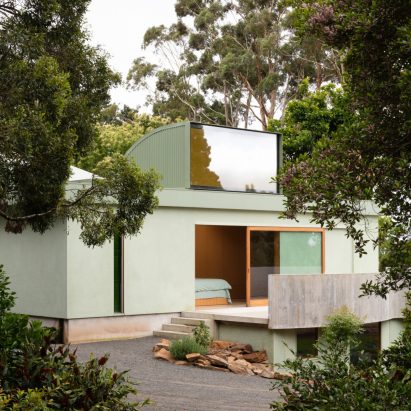 Highlands House by Other Architects