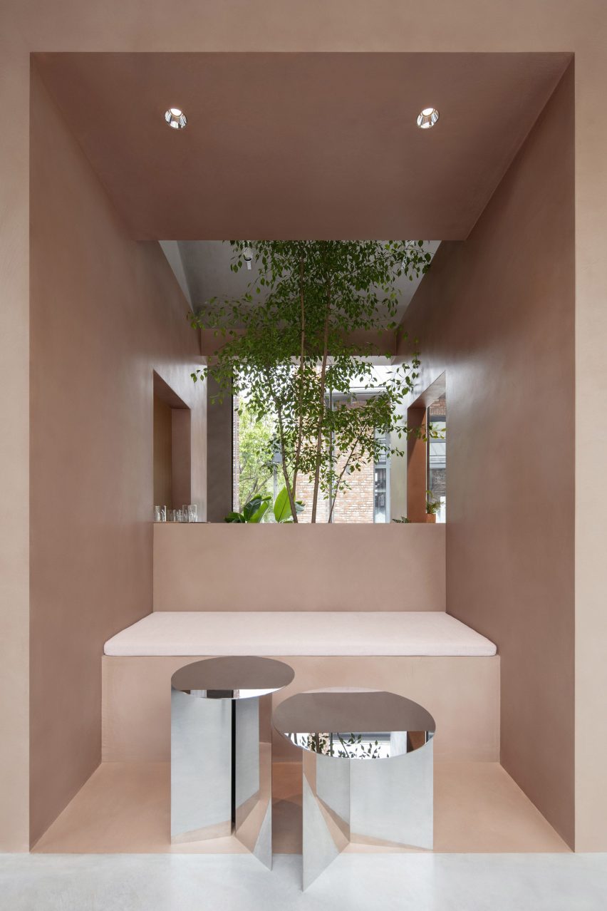 1042 coffee shop by BLUE Architecture Studio