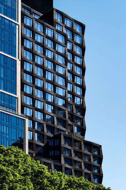 S9 Architecture added glass and concrete facades