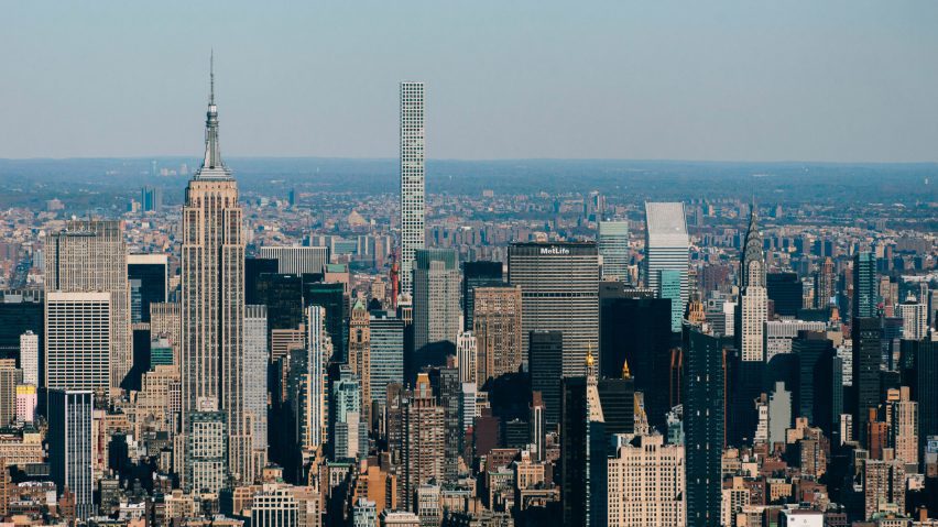 432 Park Avenue in New York skyline