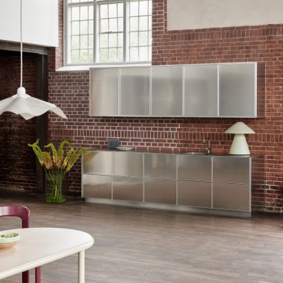 Jean Nouvel’s Reflect kitchen for Reform among new products on Dezeen Showroom