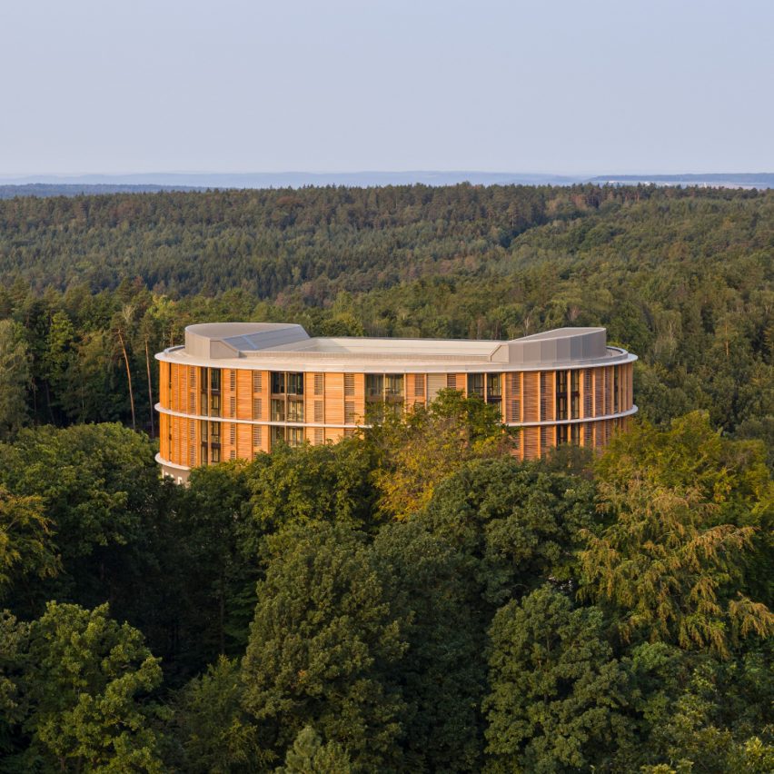dezeen-awards-2021-shortlisted-waldkliniken-eisenberg