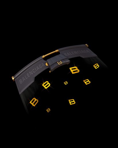 Balenciaga bag was turned into a fortnite glider
