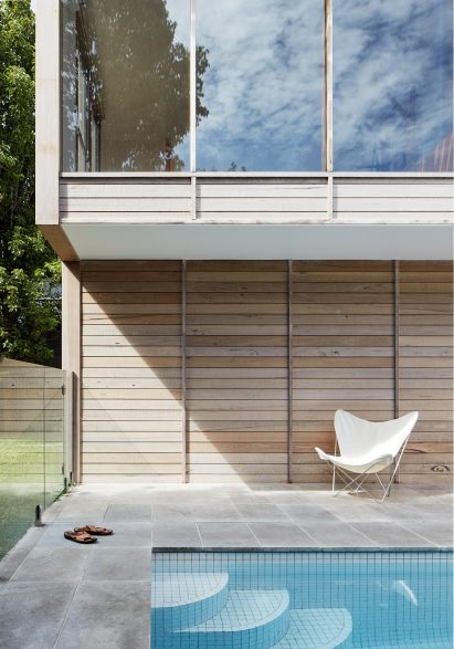 Facade recess of Broadway project by Foomann