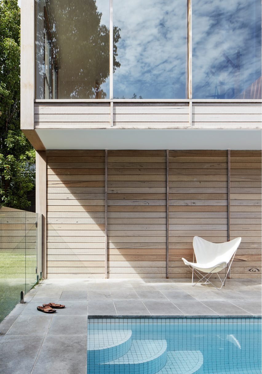Facade recess of Broadway project by Foomann