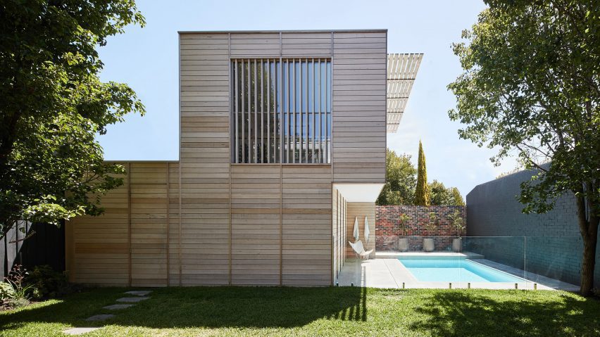 Silverash cladding of Broadway project by Foomann