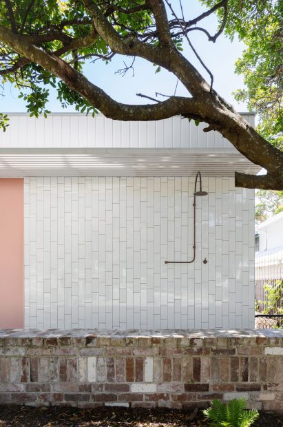 Bundeena House is by the beach