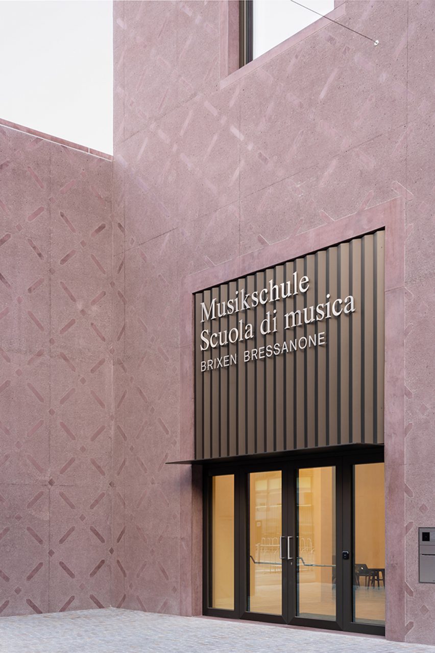 The entrance to the Bressanone music school