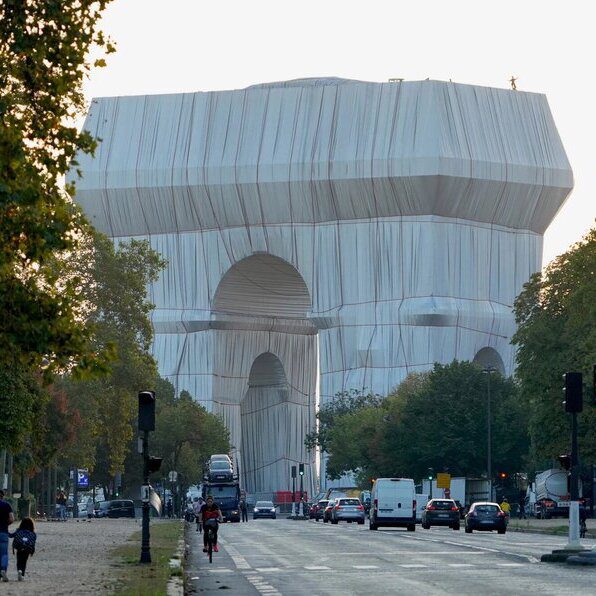Commenter “can’t wait for the Eiffel Tower to get the same treatment” as the Arc de Triomphe