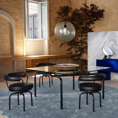 Edison table by Vico Magistretti for Cassina