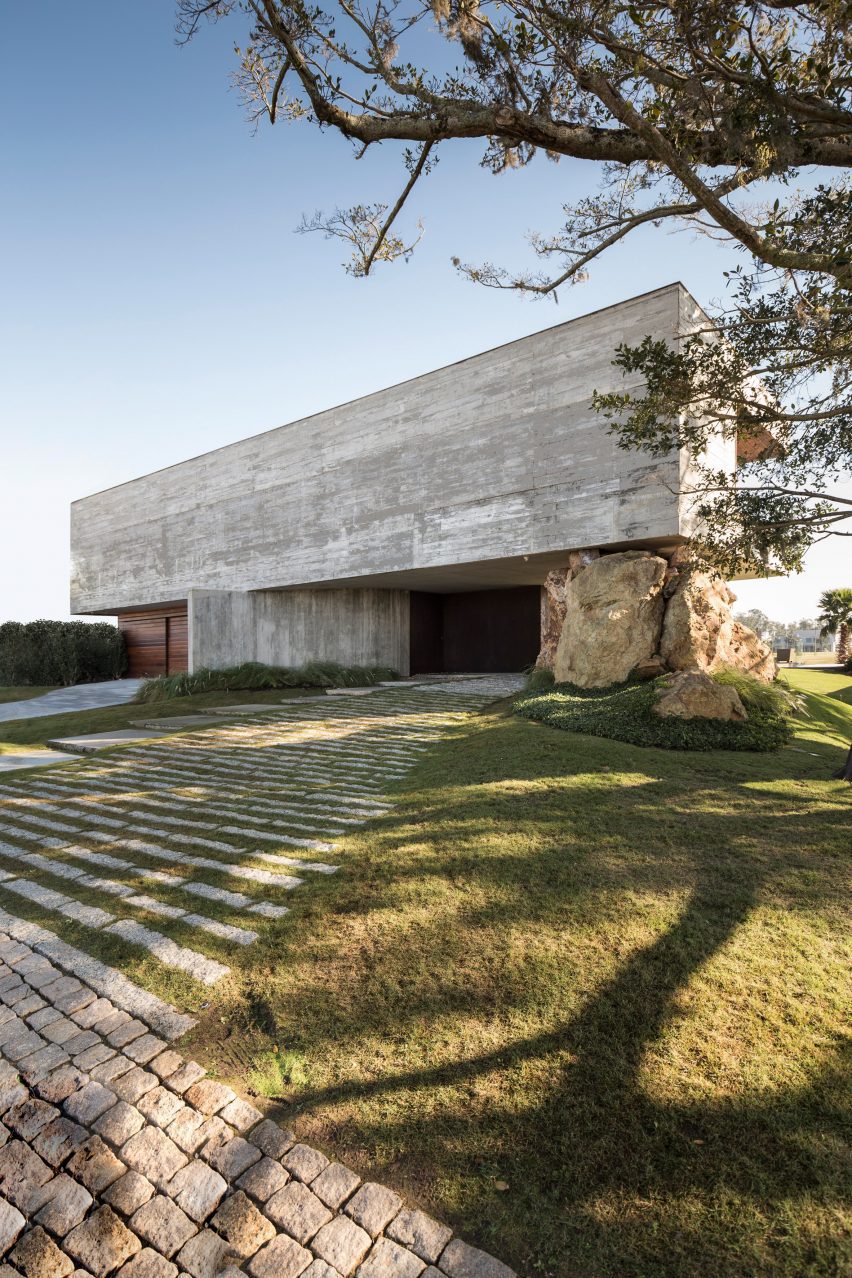 Fig House by Stemmer Rodrigues