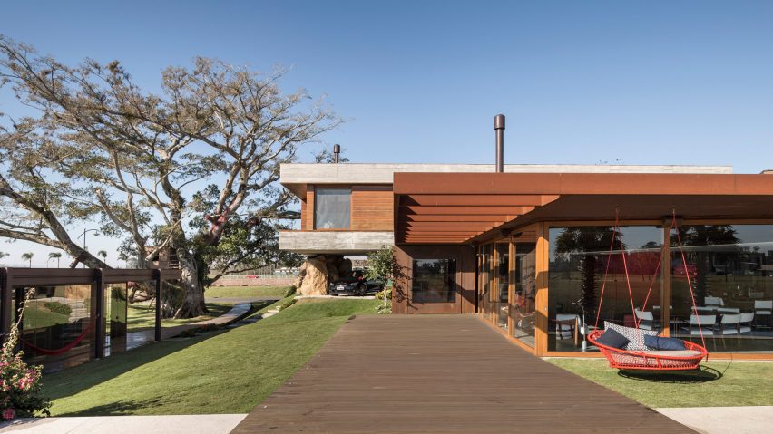 Fig House by Stemmer Rodrigues