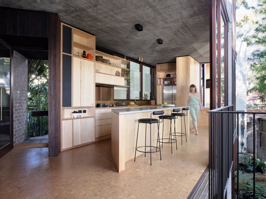SRG House by Fox Johnston