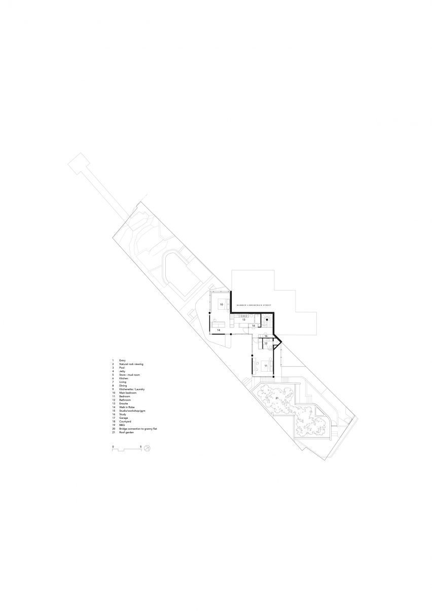 SRG House by Fox Johnston