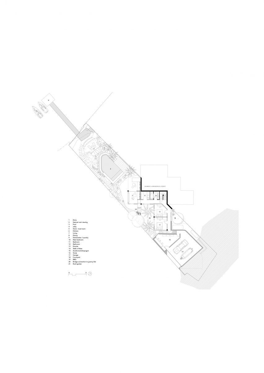 SRG House by Fox Johnston
