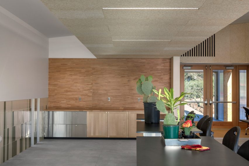 Hazel Hare Center 180 Degrees Colab Studio