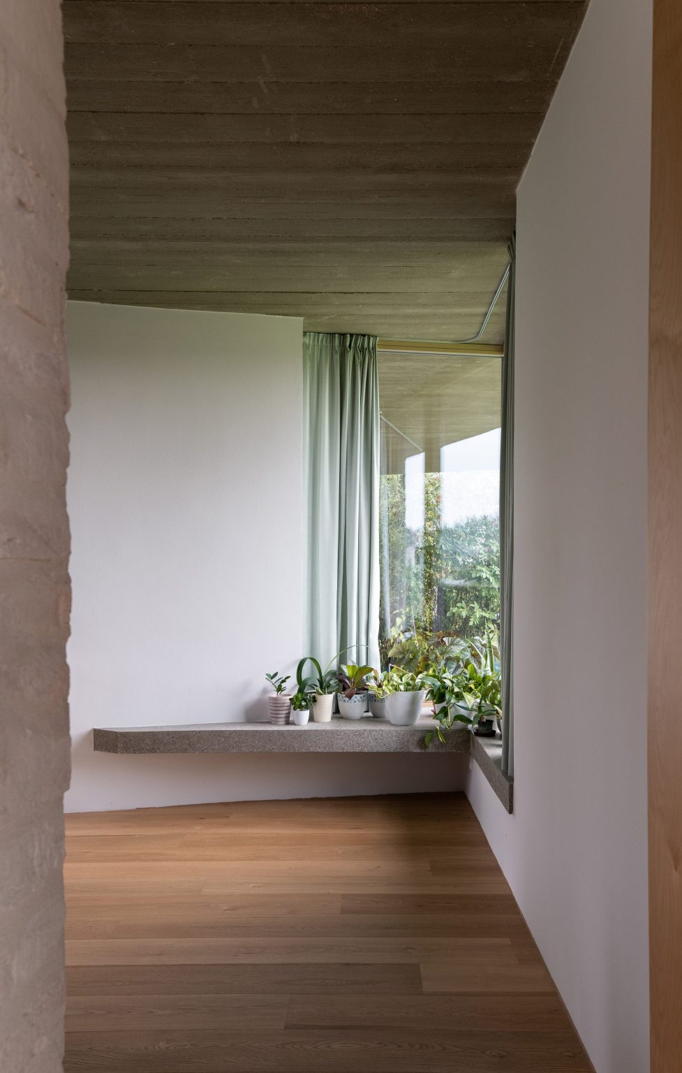 The muted interiors of House in Lanškroun