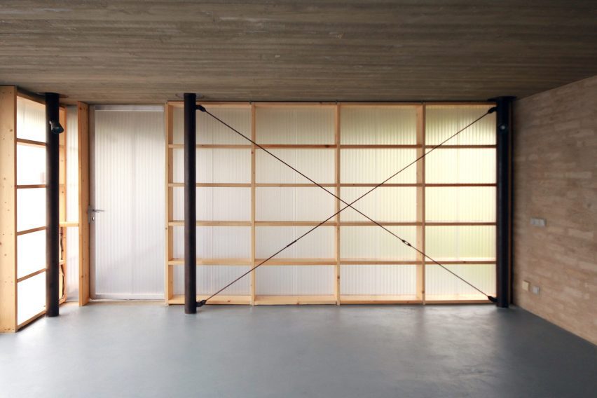 The muted interiors of House in Lanškroun