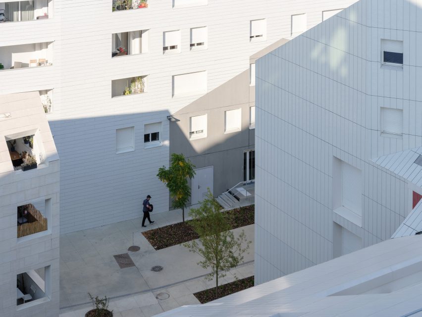 The exterior of Ilot Queyries housing by MVRDV