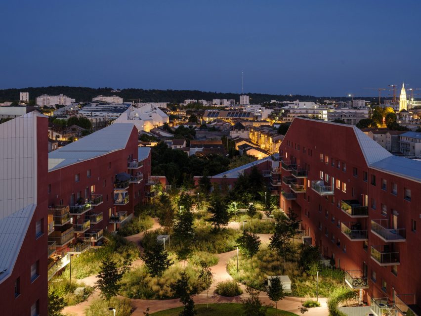 Aerial view of Ilot Queyries housing by MVRDV
