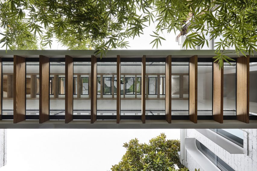 Fitzroy Bridge House by Matt gibson