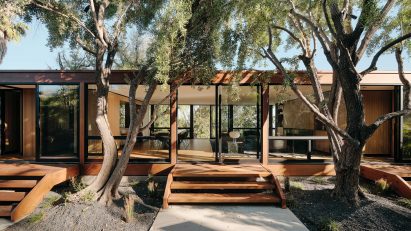 Moore House by Woods + Dangaran