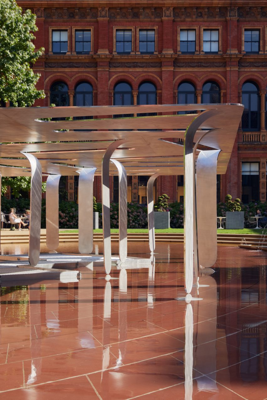 Between Forests and Skies pavilion by Nebbia Works at V&A for LDF