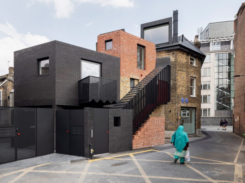 The Queen of Catford by Tsuruta Architects