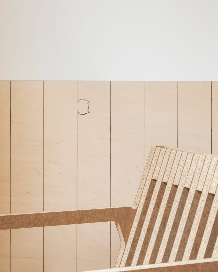 Wall panelling in The Queen of Catford by Tsuruta Architects