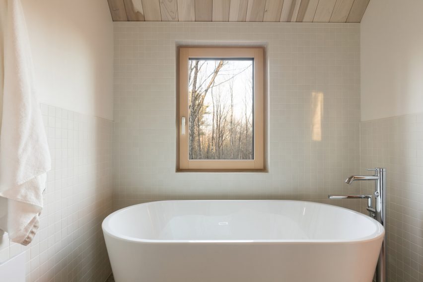 Chalet Pic Bois by Ravi Handa Architect