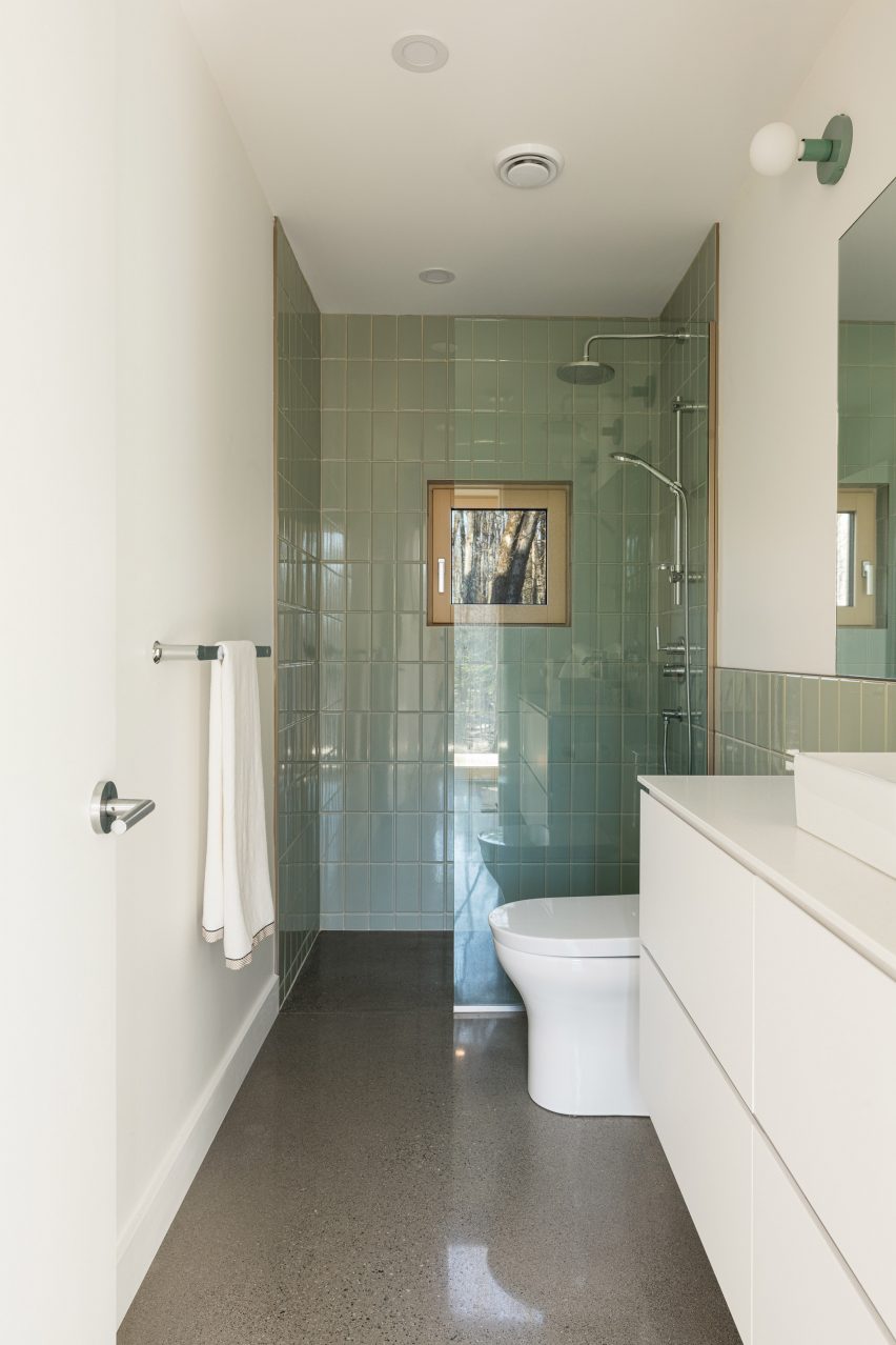 Chalet Pic Bois by Ravi Handa Architect