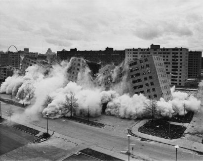 The demolition of Pruitt-Igoe in Missouri