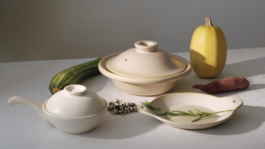 Crockery from Marumitsu Poterie
