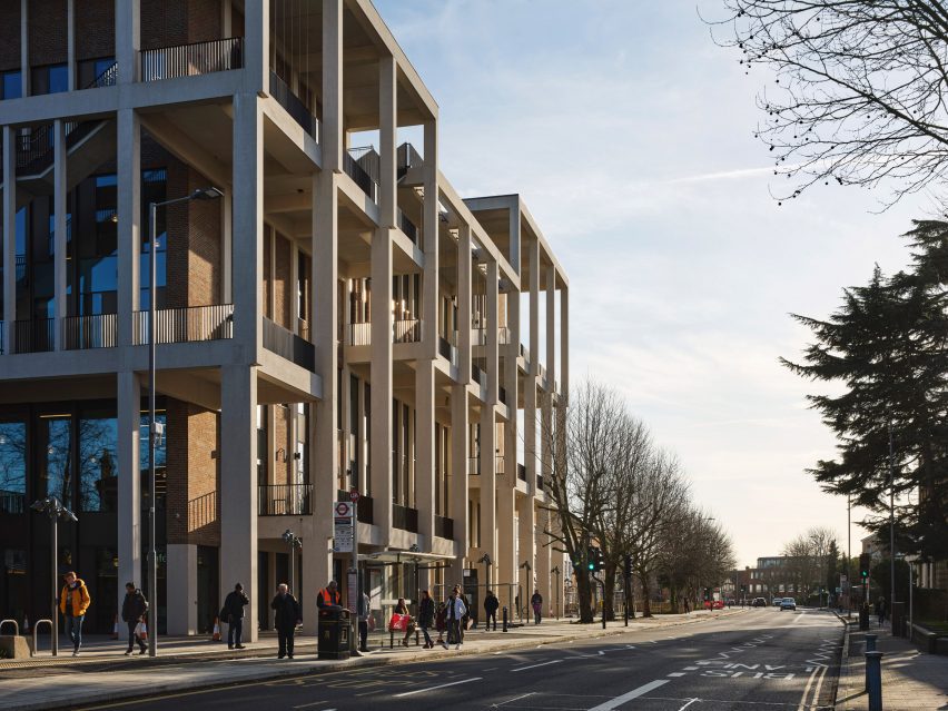 Kingston University London – Town House