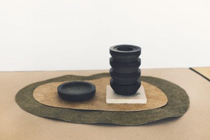 A place setting at the Tabula non Rasa installation