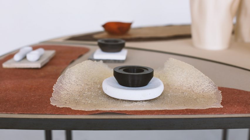 The table featured individual settings