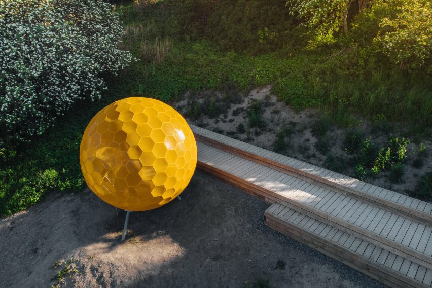 Vårbergstoppen Playground Spheres by AndrénFogelström