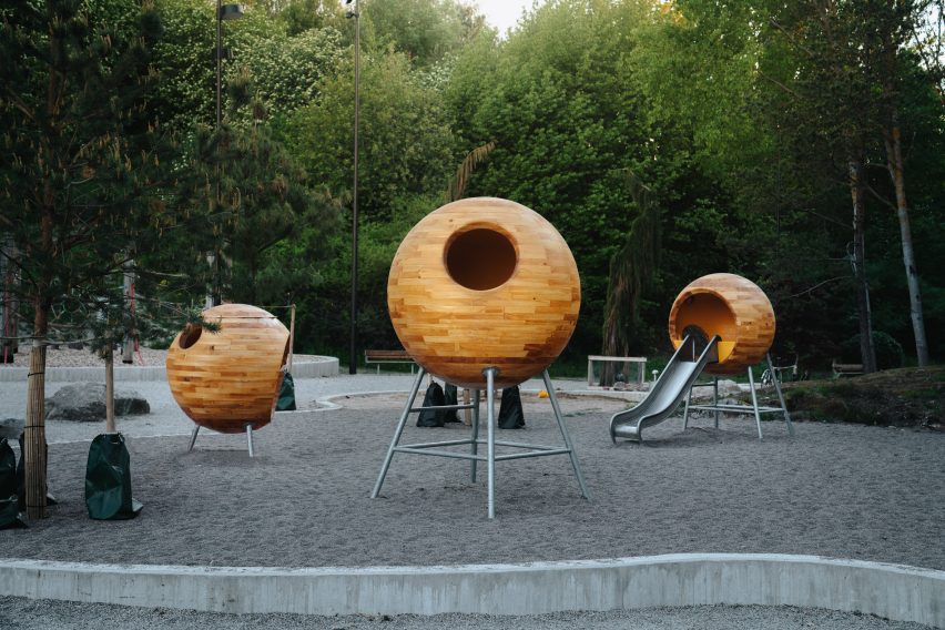 Three small sphere inside a playground