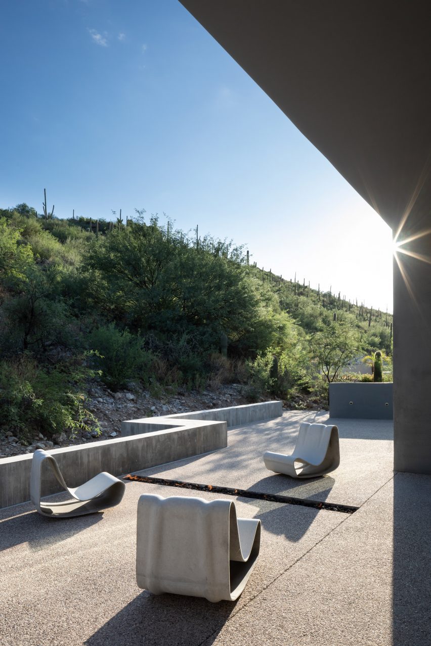 Ventana House by HK Associates